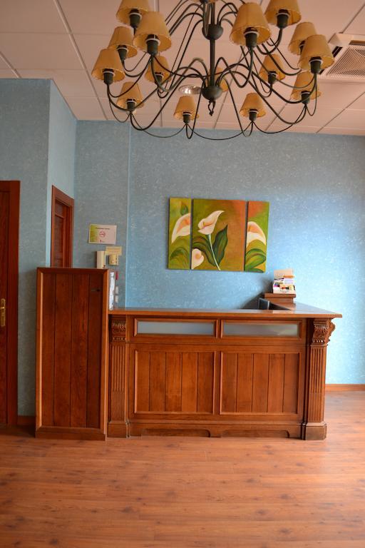 Hostal Quevedo León Exteriér fotografie